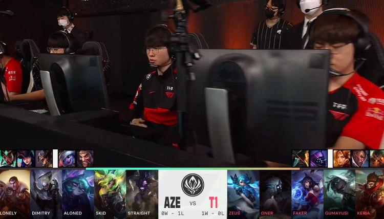 国足2战全胜阿联酋主裁奥马尔曾给国足点球+直红罚下李源一.